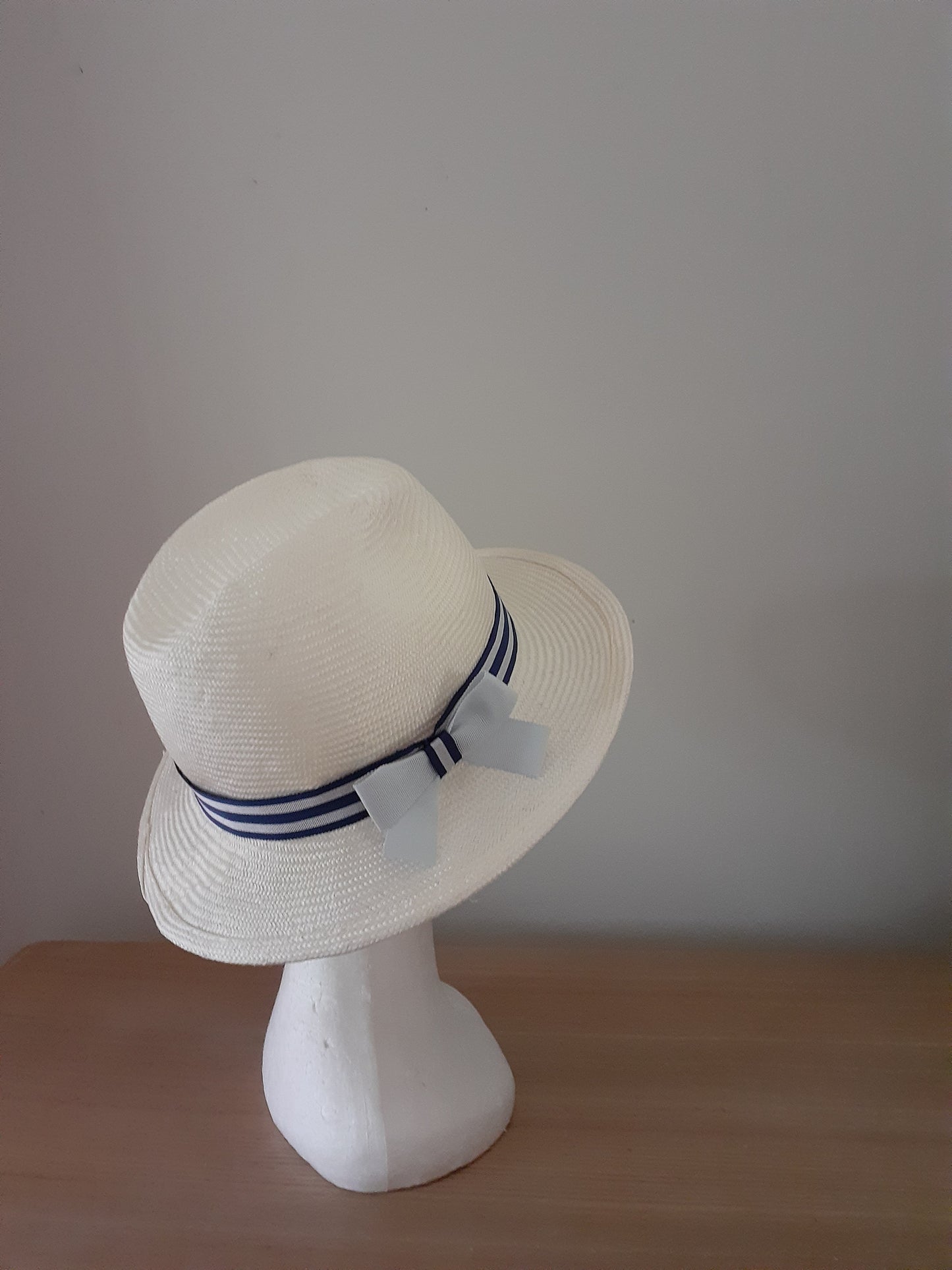 White straw fedora