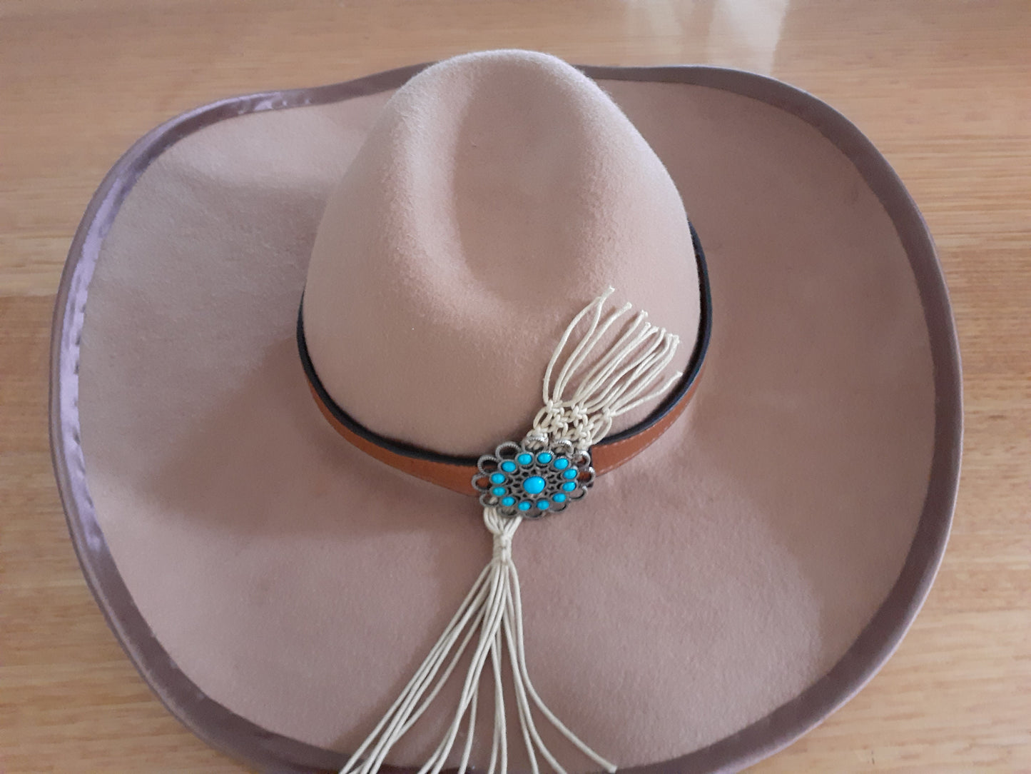 Tan wool felt cowboy hat (The Bootscooter)