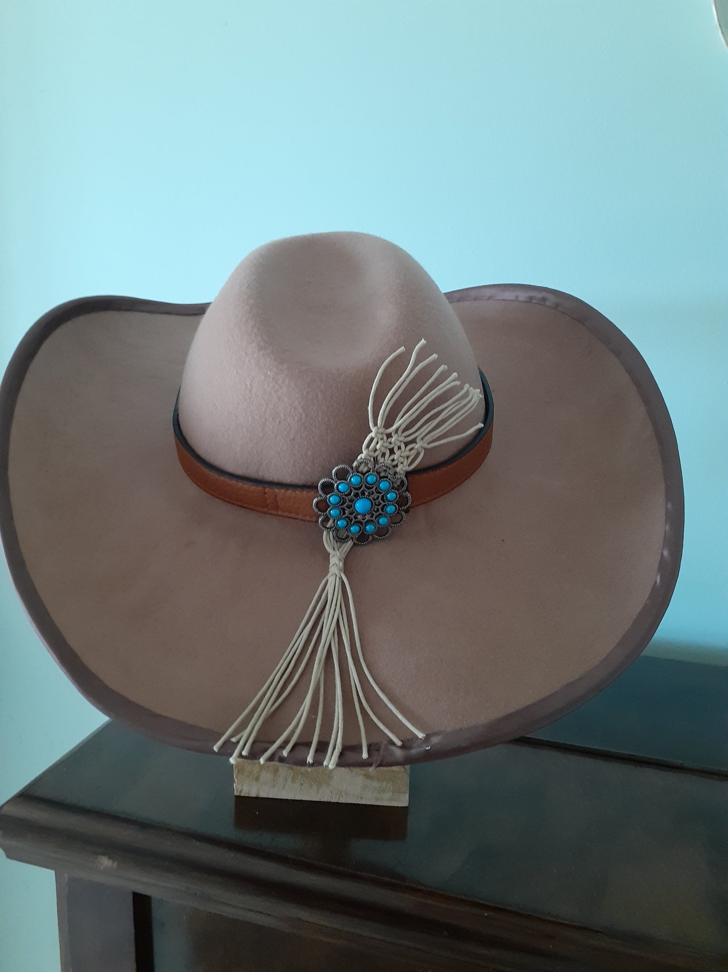Tan wool felt cowboy hat (The Bootscooter)