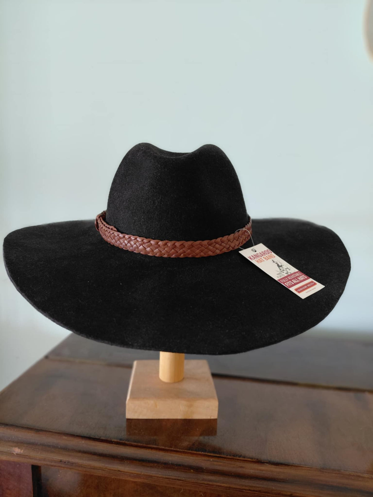 Black fur felt (Outback Belle)