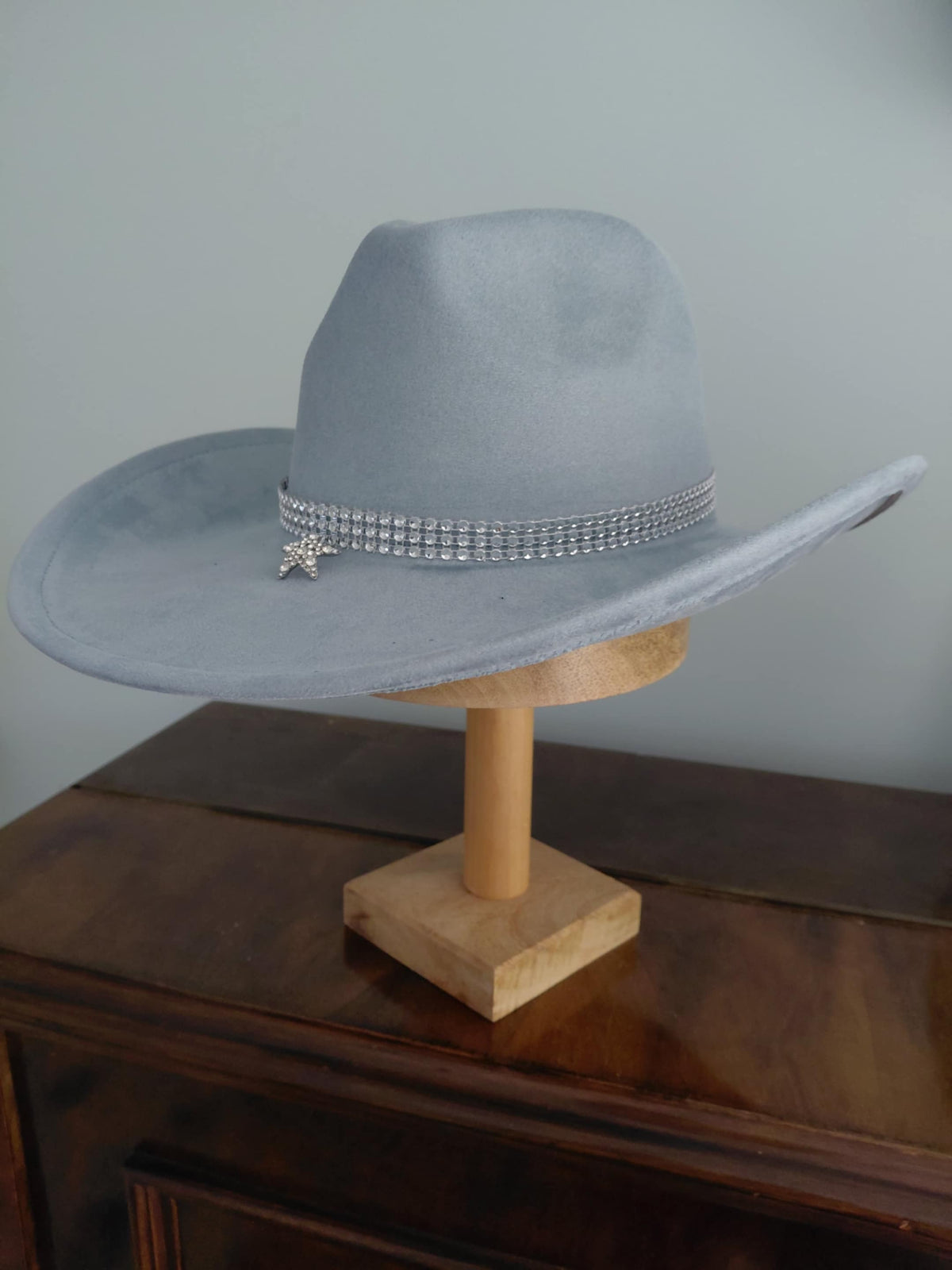 Light blue vegan suede cowboy hat with rhinestone hat band