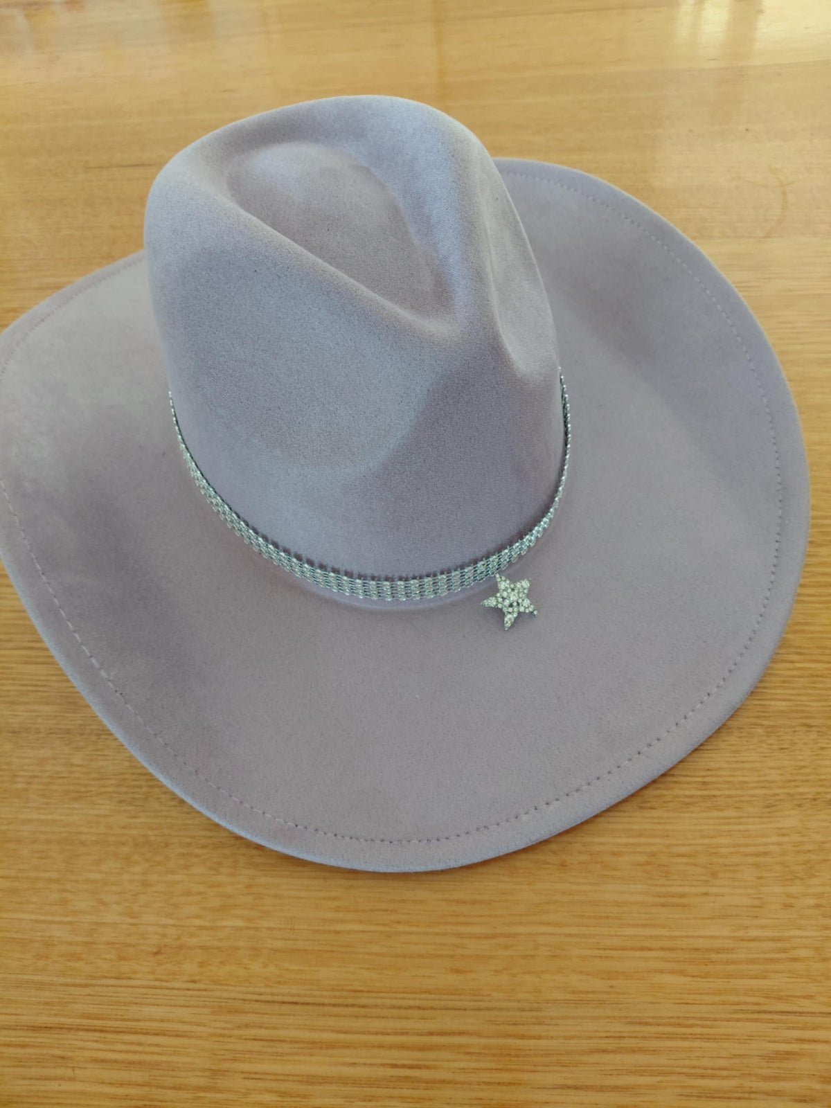 Mauve vegan suede cowboy hay with rhinestone hat band