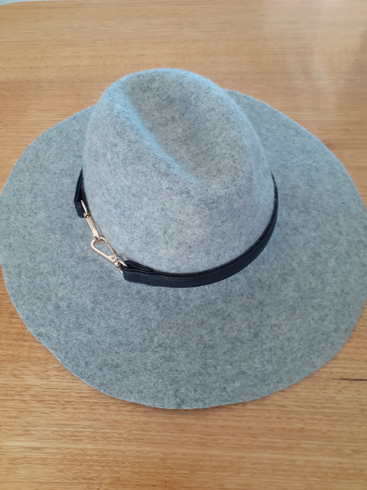 Grey wool felt fedora (The MidWester)