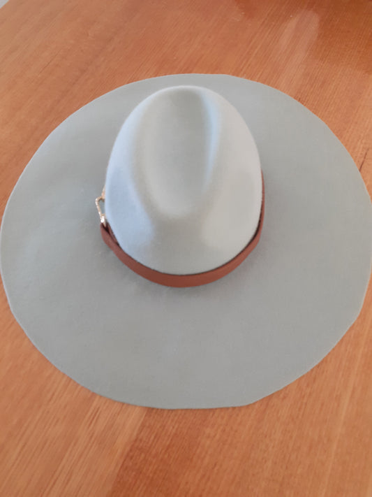 Duck egg blue felt fedora (The MidWester)