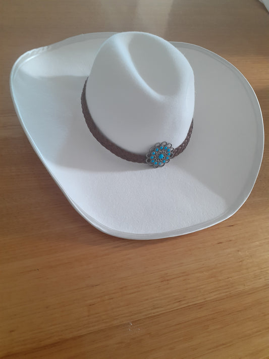 Winter white felt cowboy hat (The Bootscooter)